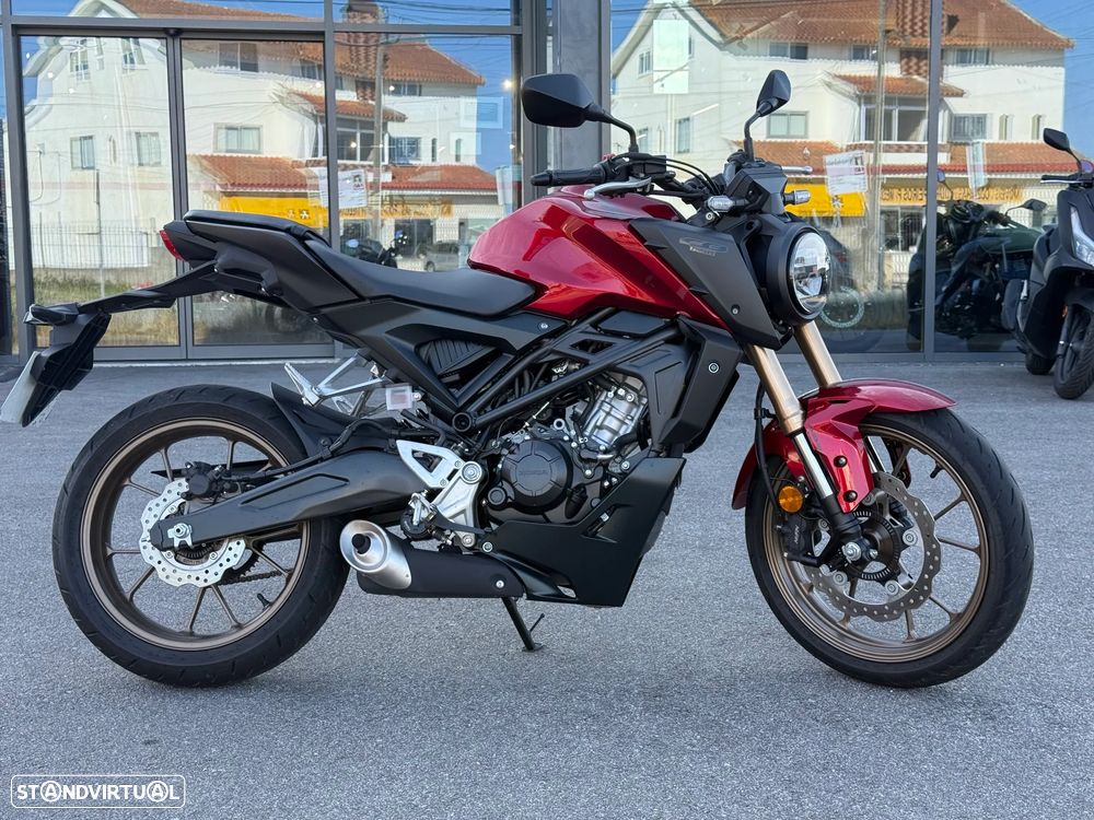Honda CB R - 4
