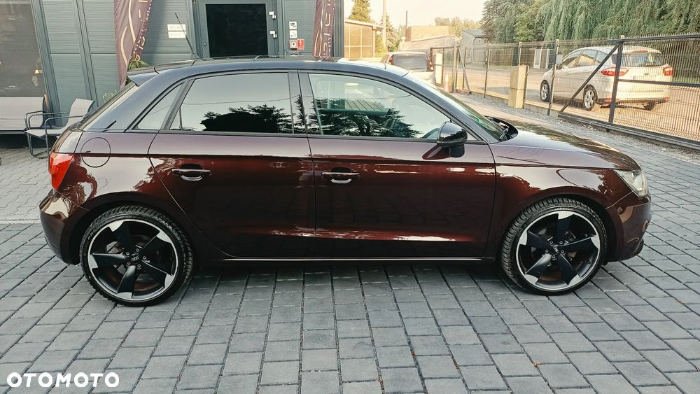 Audi A1 Sportback 1.6 TDI S tronic S line Sportpaket - 5