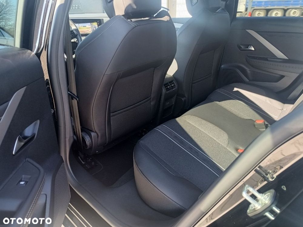 Opel Astra - 20