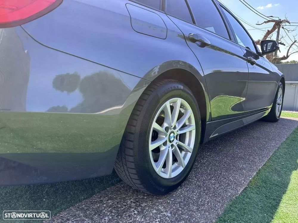 BMW 316 d Line Sport Shadow - 19