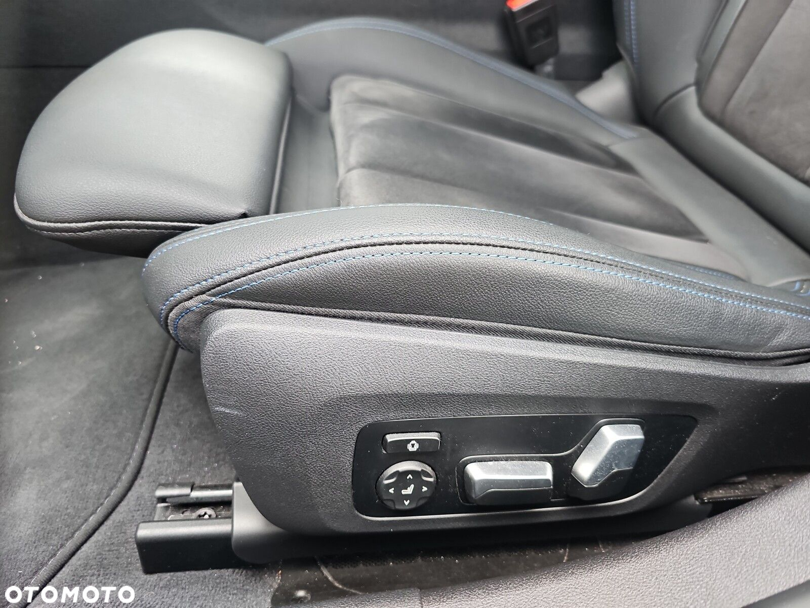 BMW Seria 3 - 24
