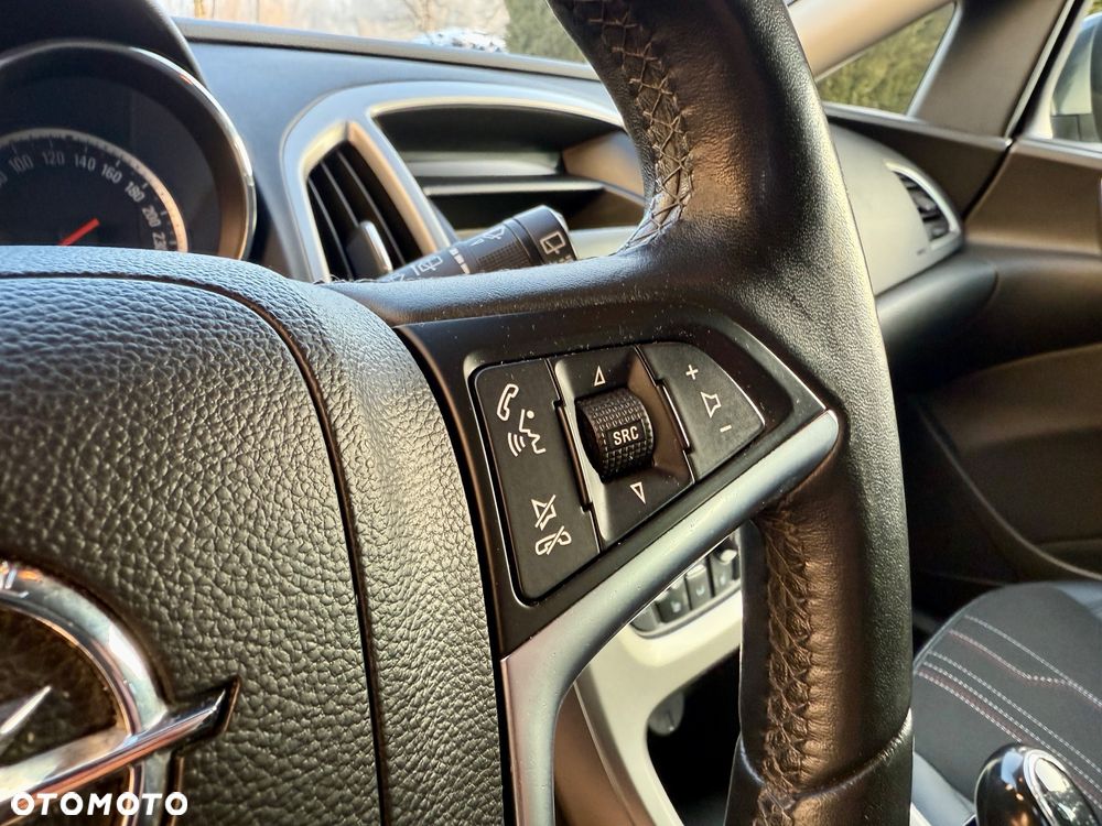 Opel Astra 1.7 CDTI Cosmo - 33