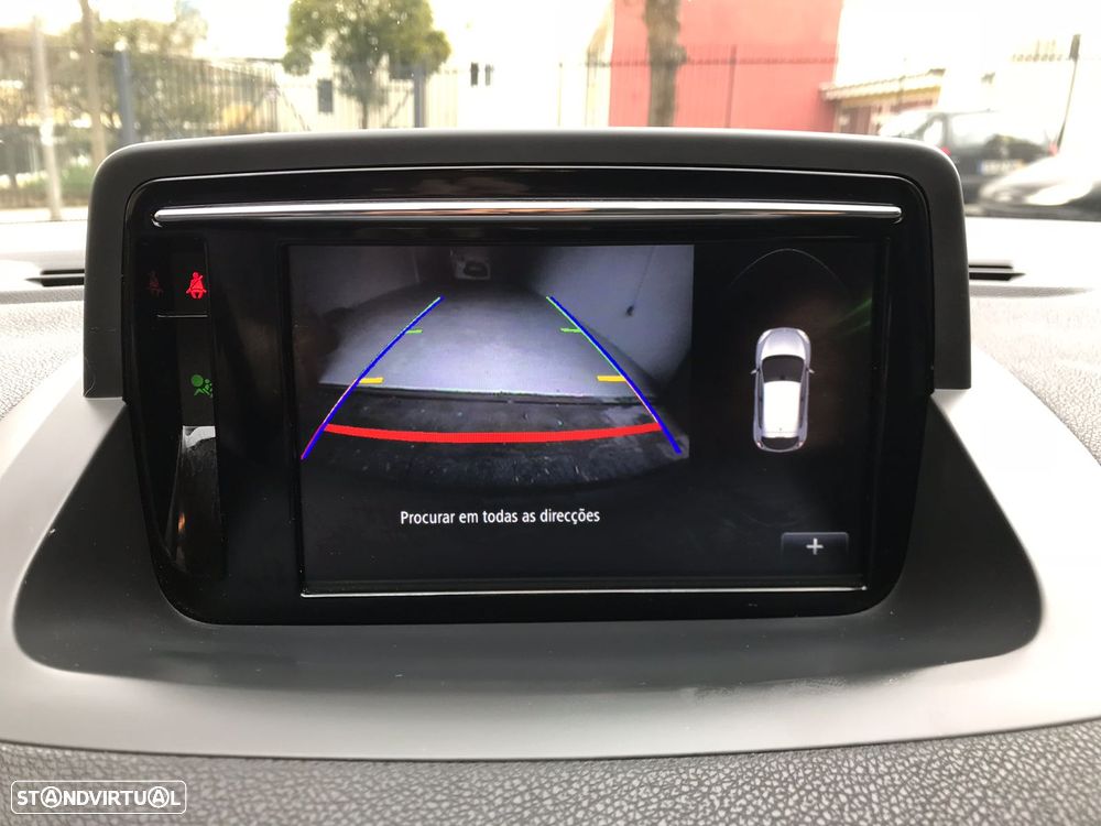 Renault Mégane ENERGY dCi 110 Start & Stop Bose Edition - 3