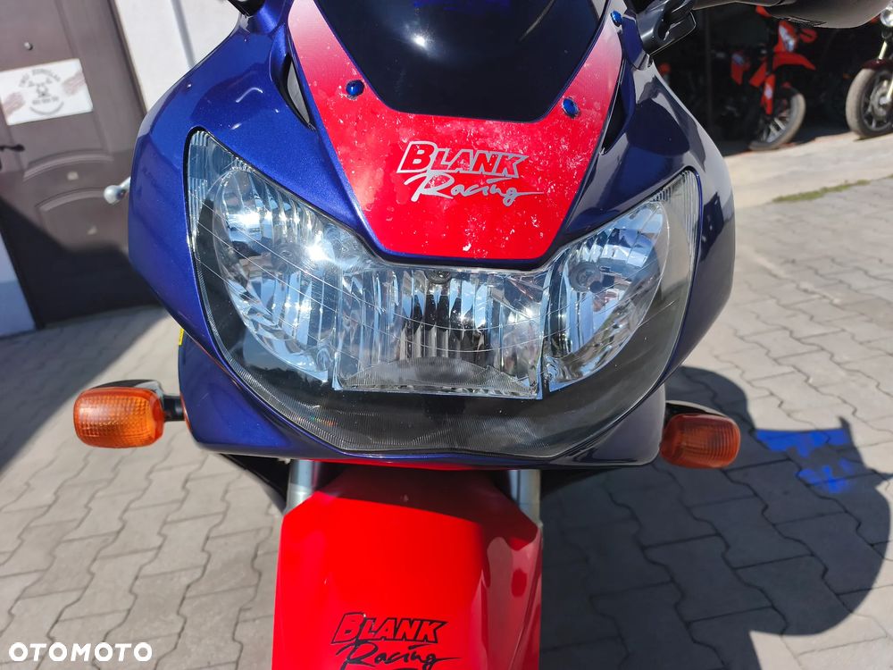 Honda CBR - 27