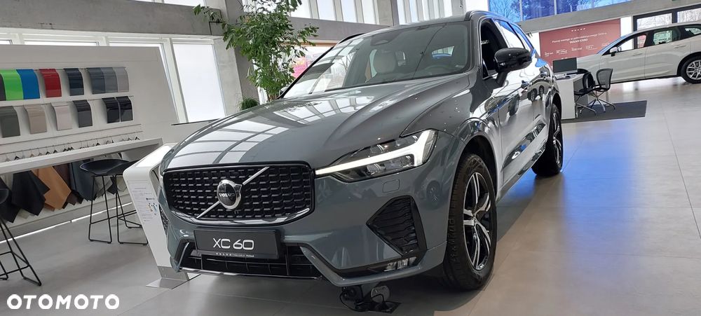 Volvo XC 60 D4 AWD R-Design - 24