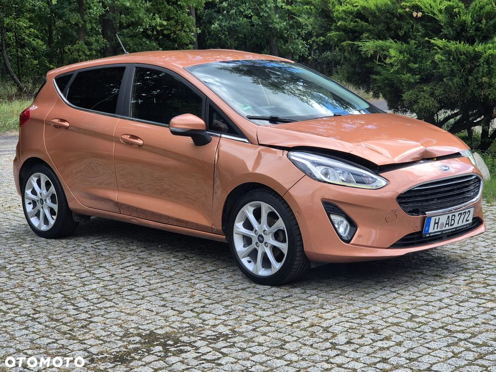 Ford Fiesta 1.1 S&S TITANIUM - 10