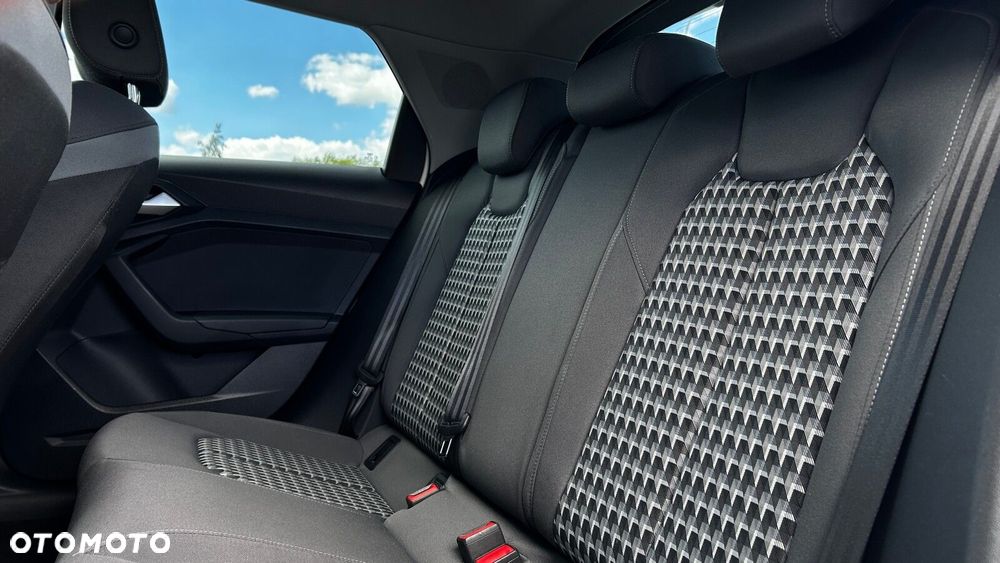 Audi A1 Sportback 30 TFSI Advanced S tronic - 25