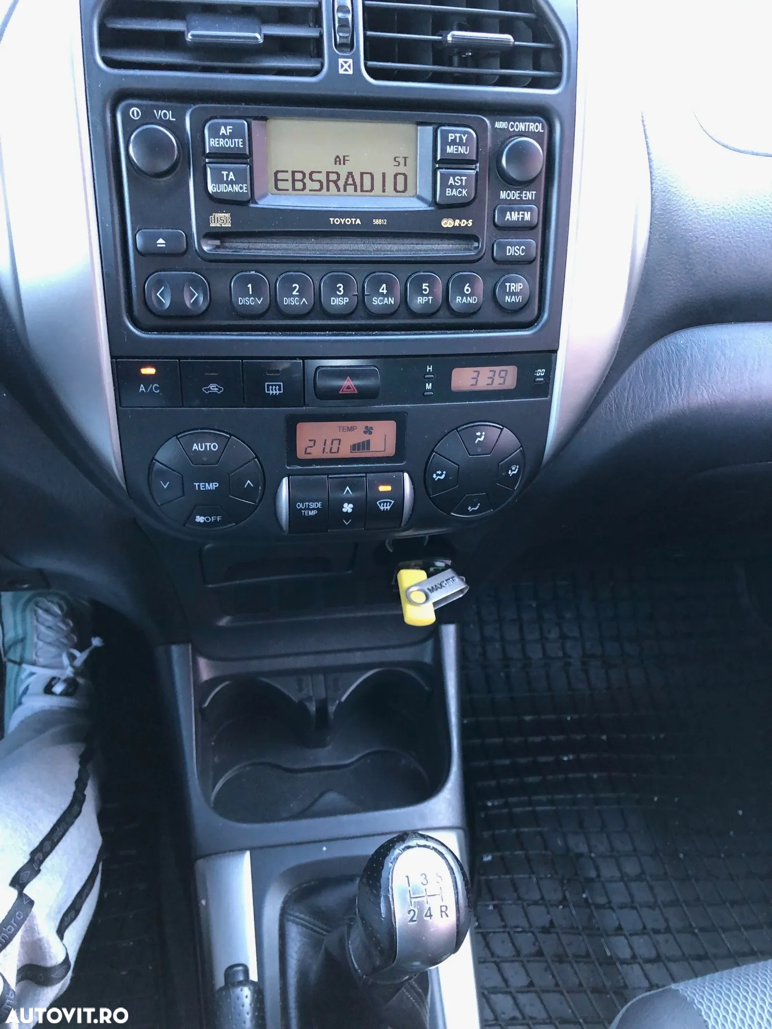 Toyota RAV4 2.0 D-4D Executive - 6