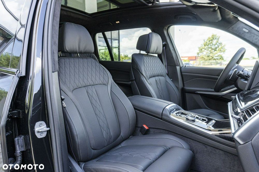 BMW X7 - 21