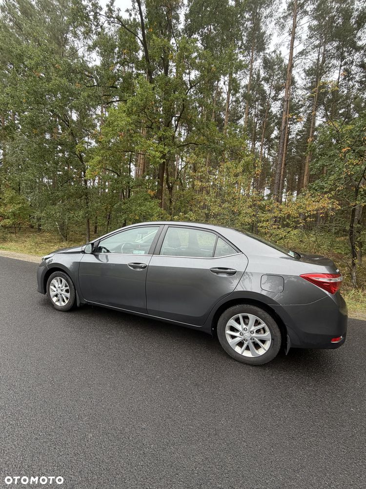 Toyota Corolla 1.6 Premium - 2
