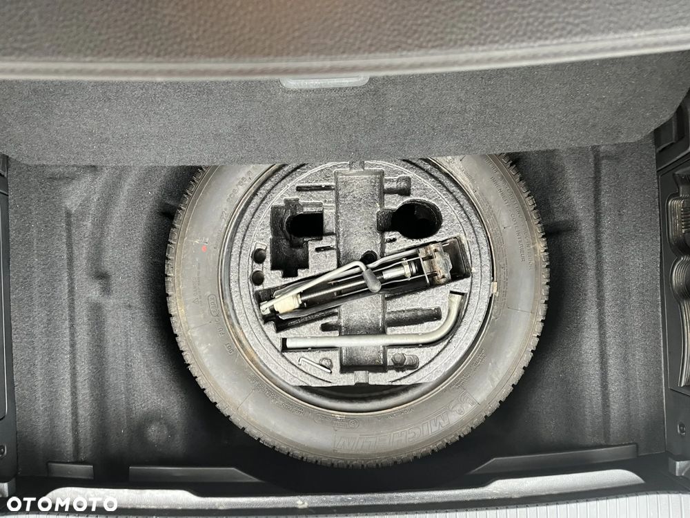 Volkswagen Passat 2.0 TDI BMT Comfortline DSG - 26