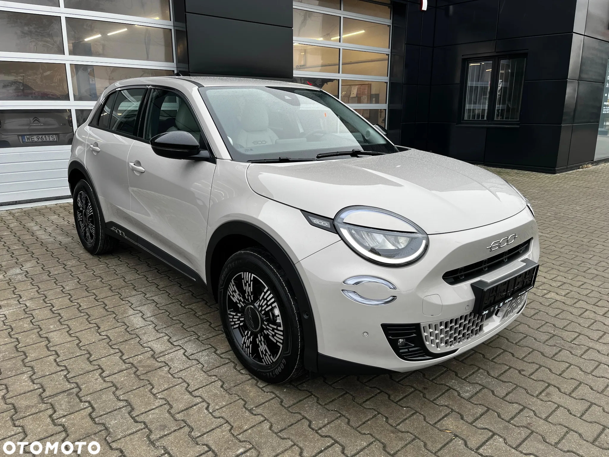 Fiat 600 1.2 Turbo Hybrid eDCT - 8