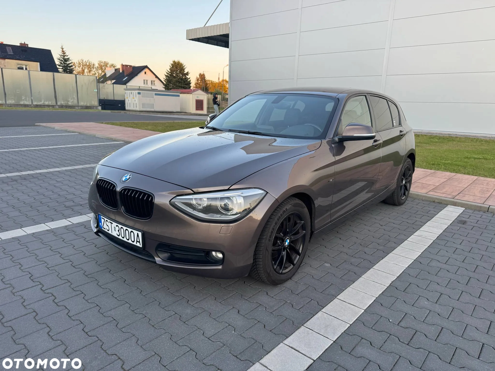 BMW Seria 1 118d Sport Line - 3