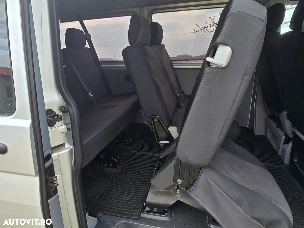 Volkswagen Transporter Lang - 16