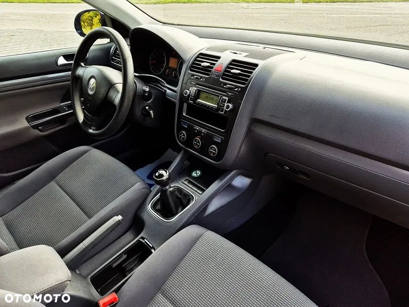 Volkswagen Golf V 1.6 Comfortline - 13