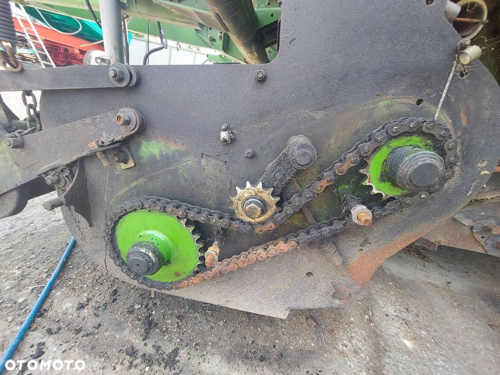 PODBIERACZ PRASA KRONE COMPRIMA F155 XC 2011R - 4