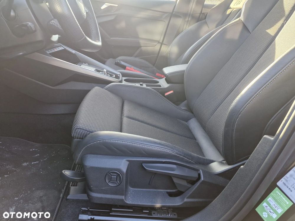 Audi A3 Sportback 35 TFSI S tronic S line - 11