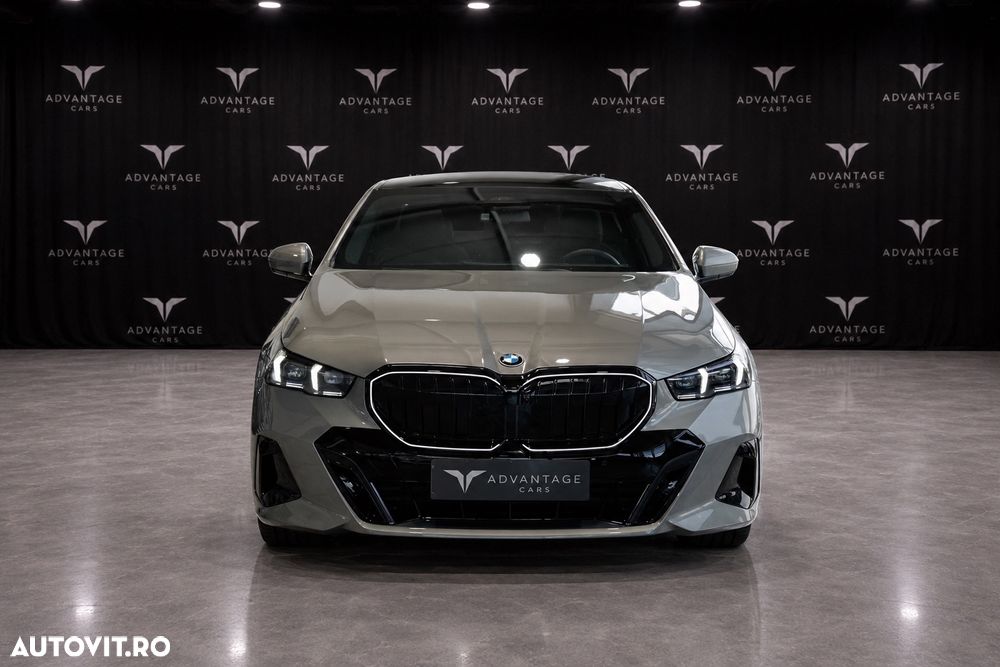 BMW Seria 5 520i Aut. - 3