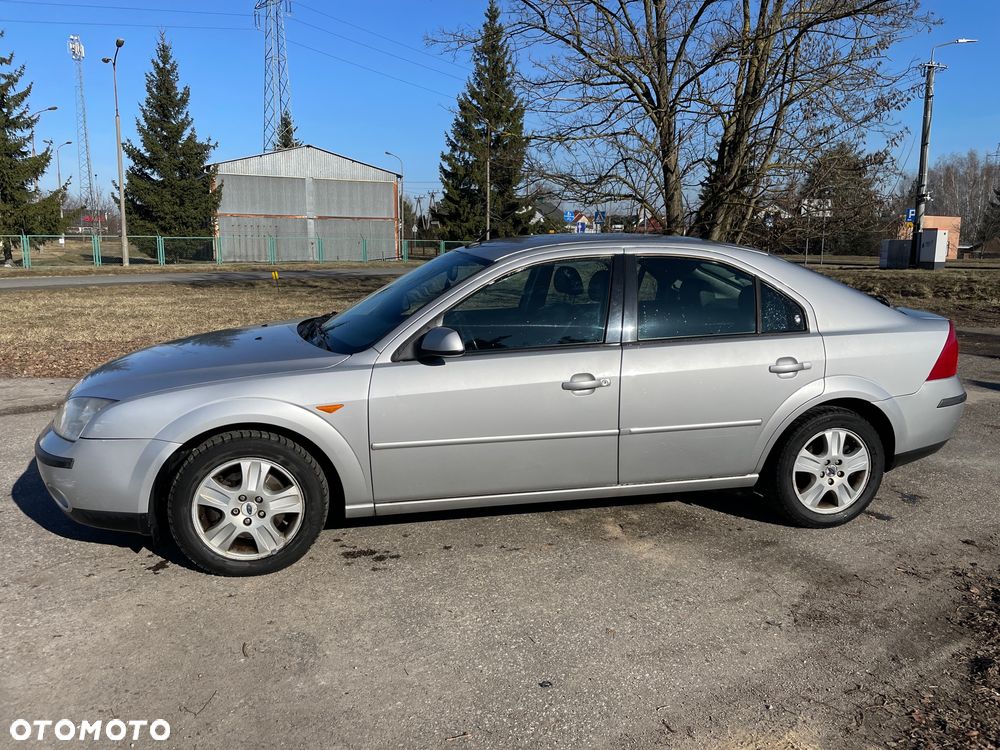 Ford Mondeo 2.0 TDDi Ghia - 2