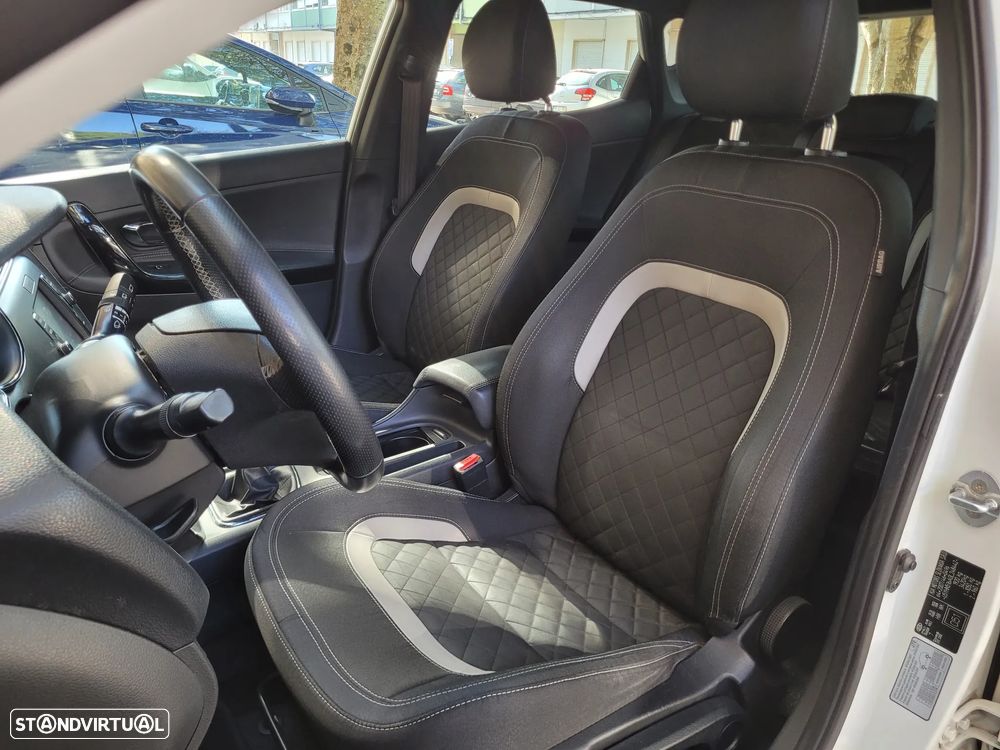 Kia Ceed 1.6 CRDi GT Line - 60