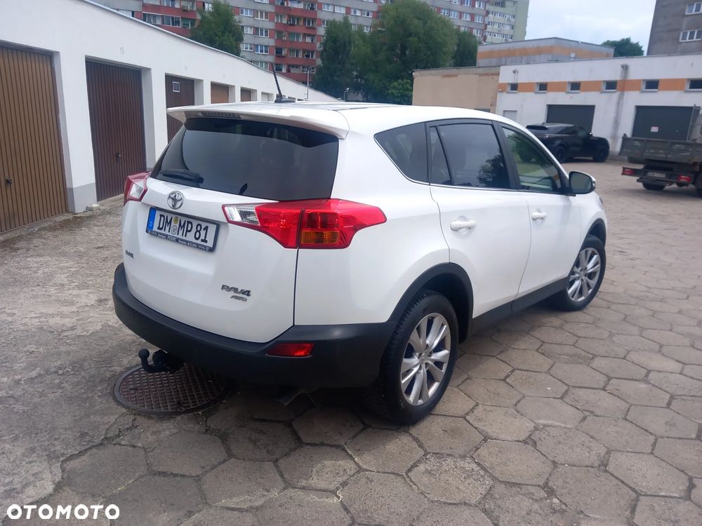 Toyota RAV4 2.2 D-4D 4x4 Executive - 4