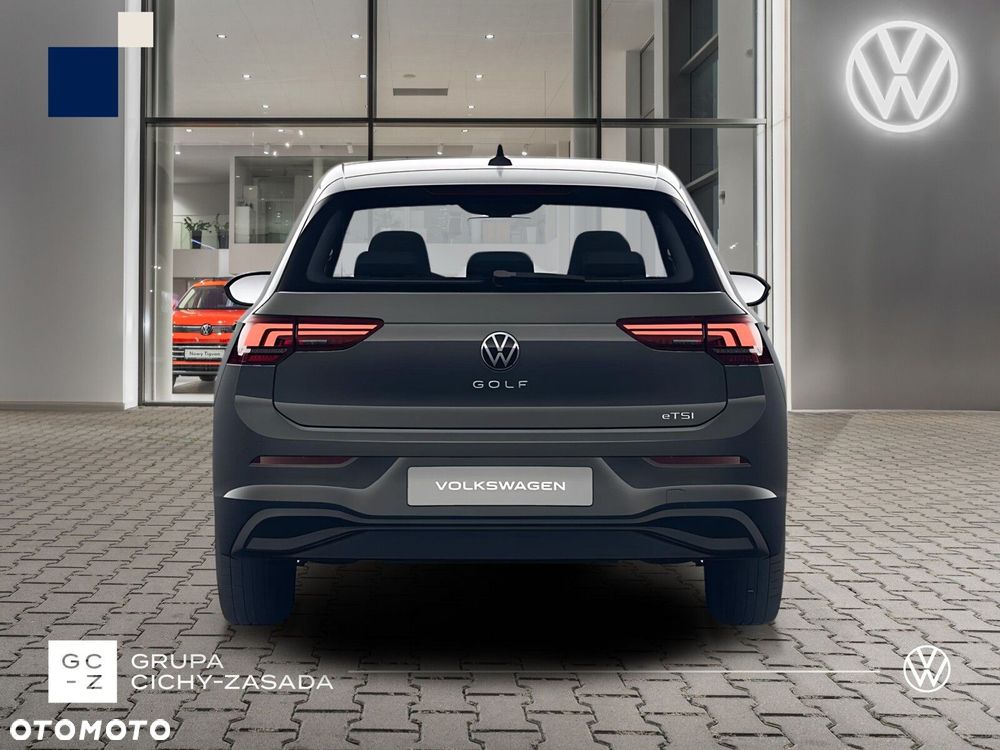 Volkswagen Golf - 6