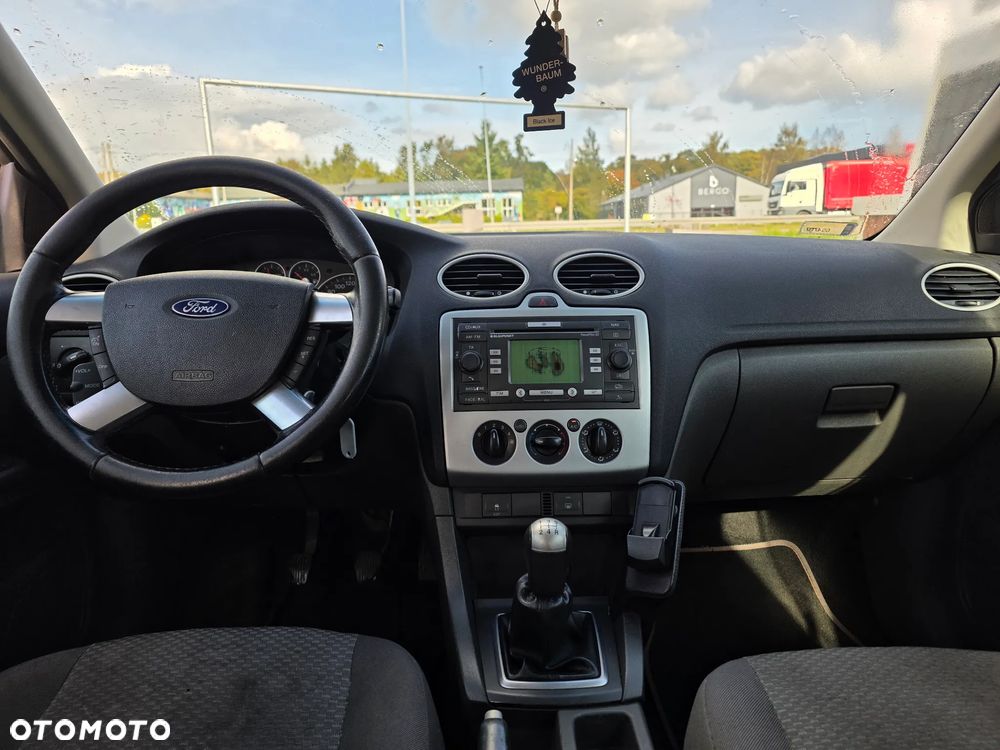 Ford Focus 1.8 TDCi Ghia - 7