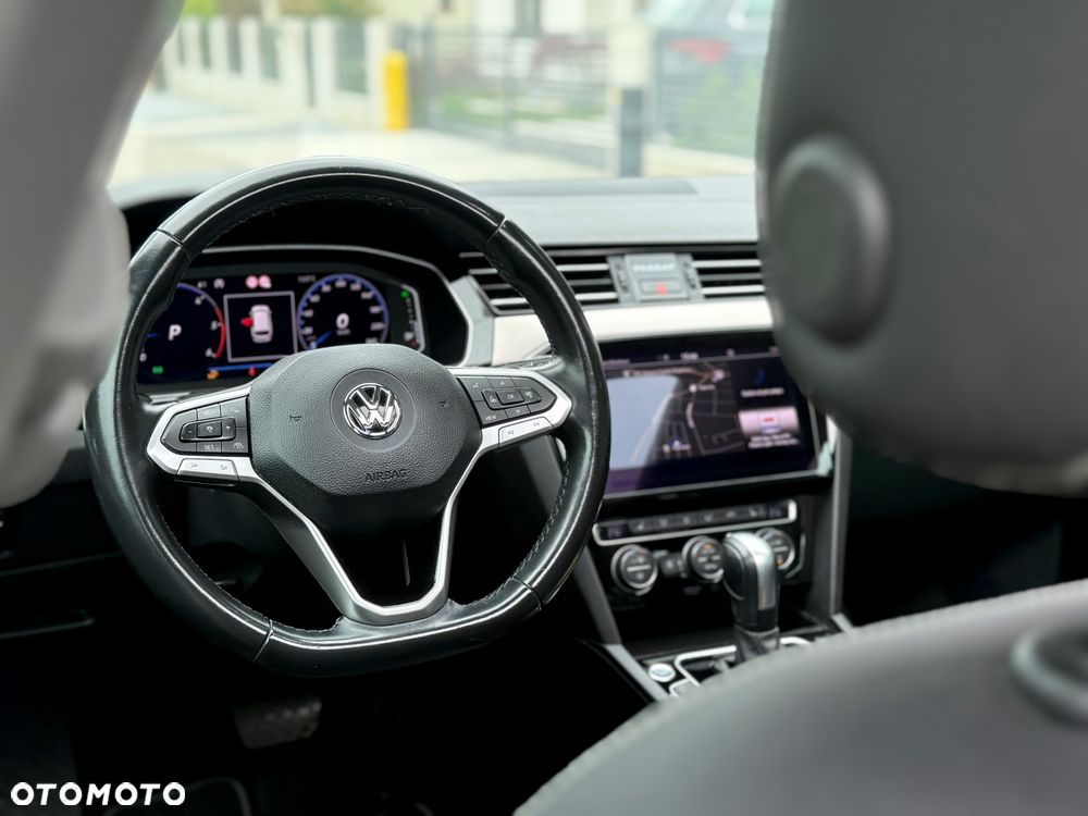 Volkswagen Passat 2.0 TDI BMT Highline DSG - 25