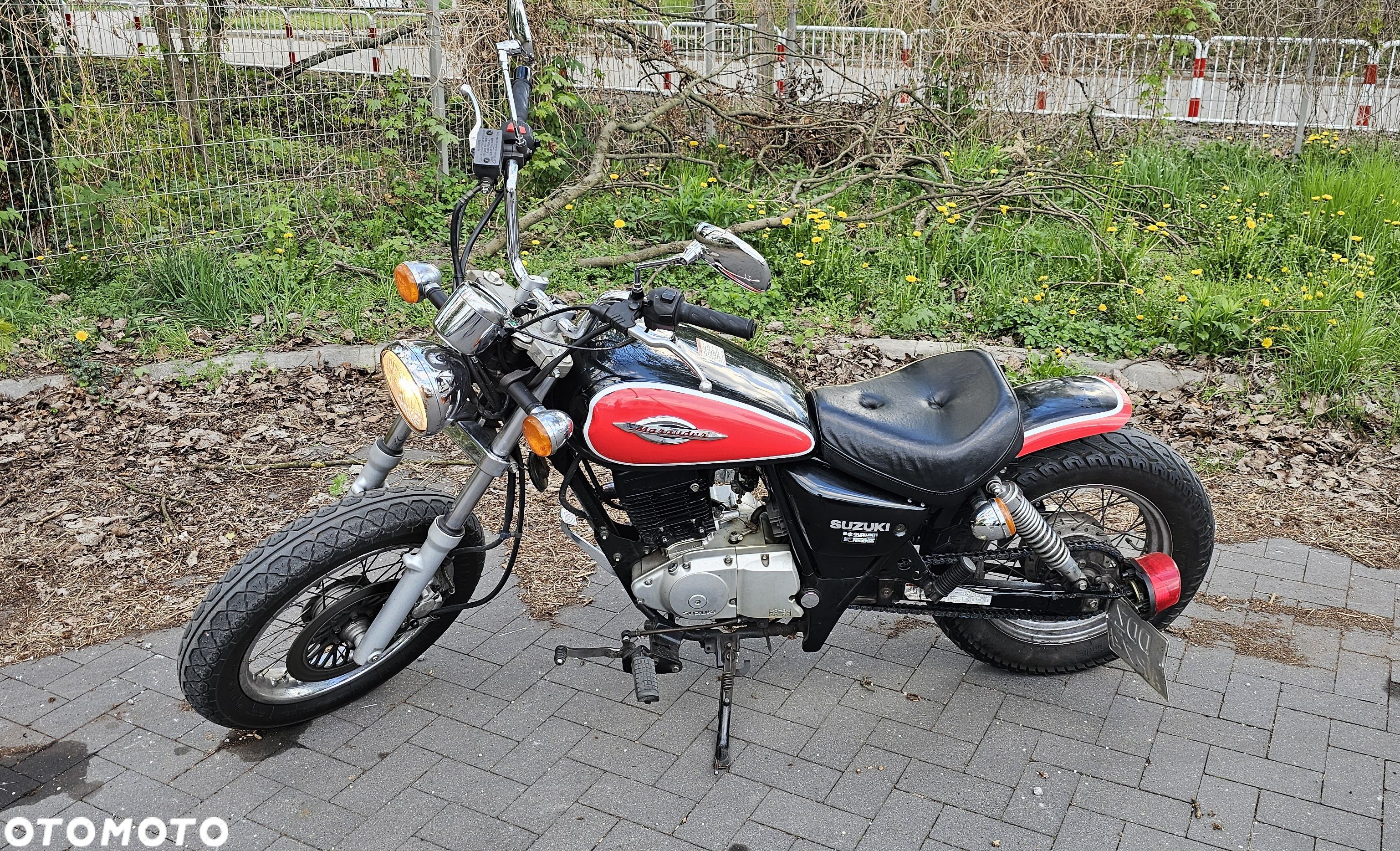 Suzuki Marauder - 1