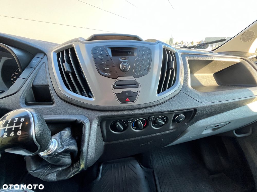 Ford TRANSIT - 13