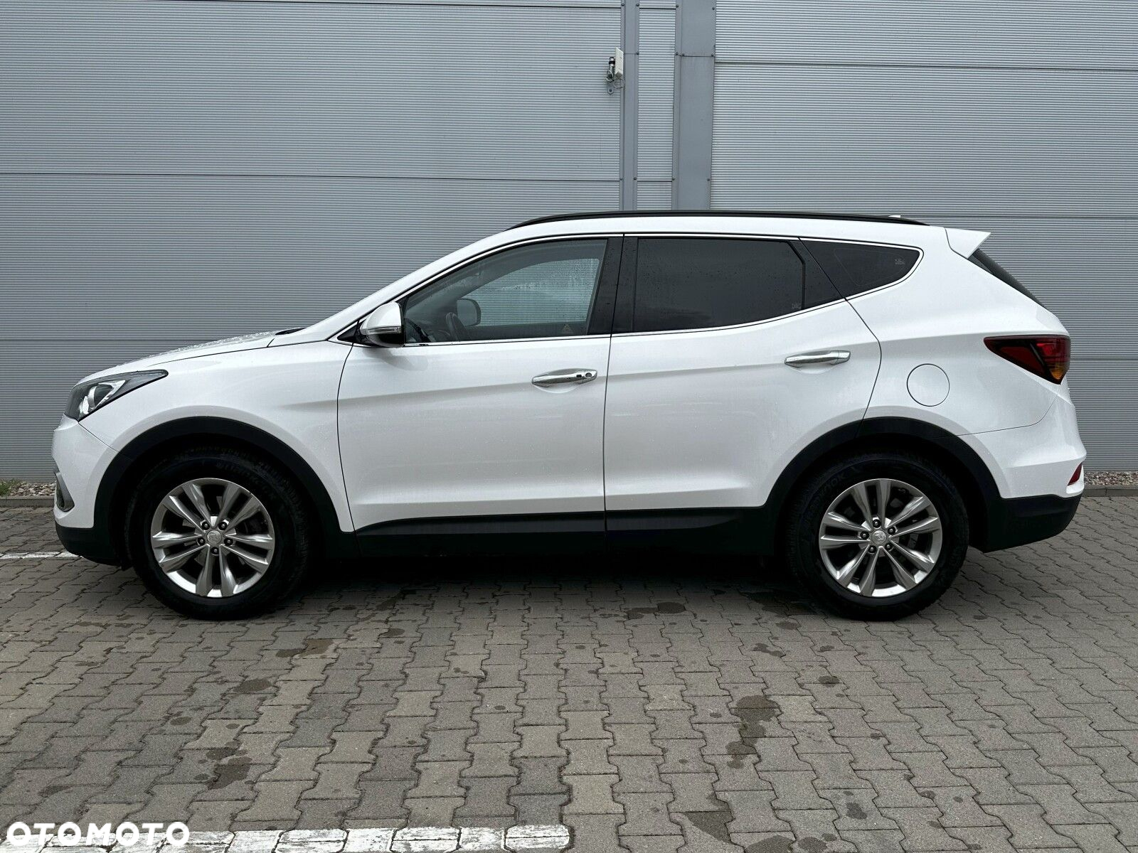 Hyundai Santa Fe - 4