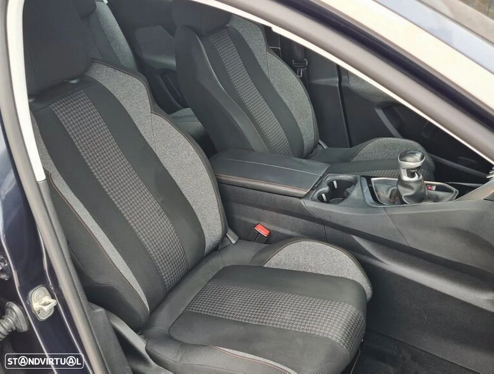 Peugeot 5008 1.5 BlueHDi Active - 24