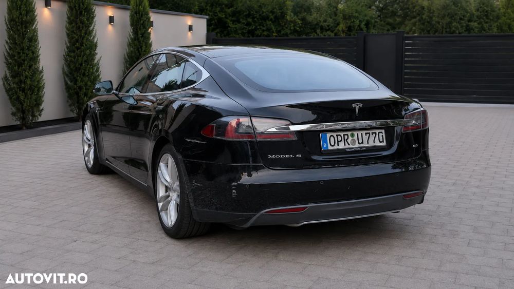 Tesla Model S 85 - 3