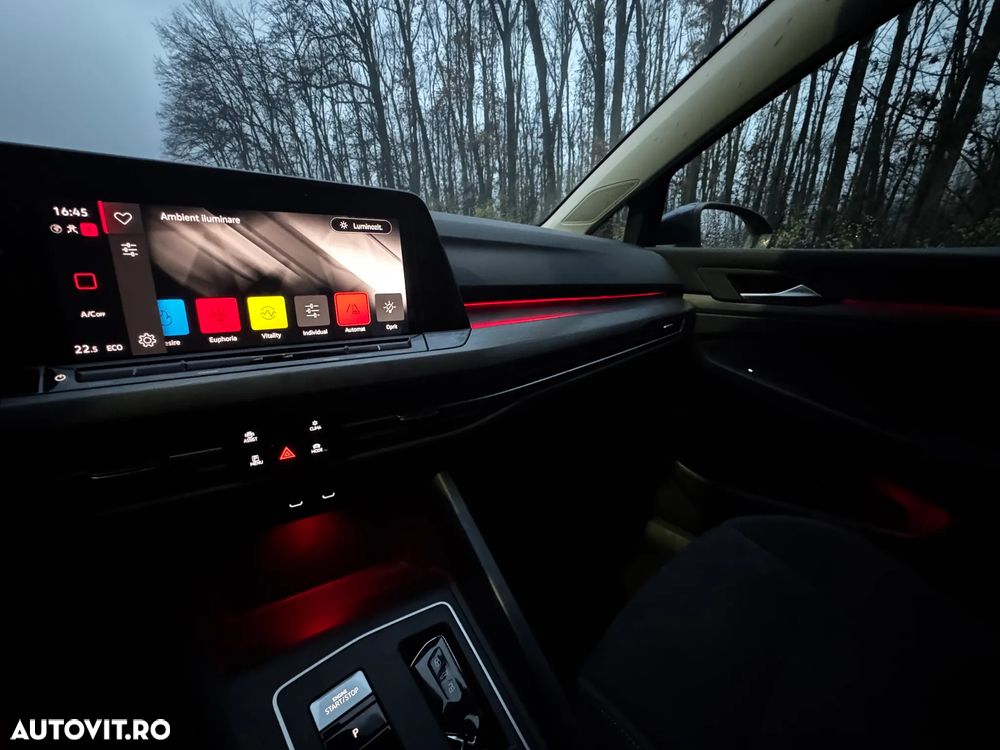 Volkswagen Golf 1.4 eHybrid Style - 31