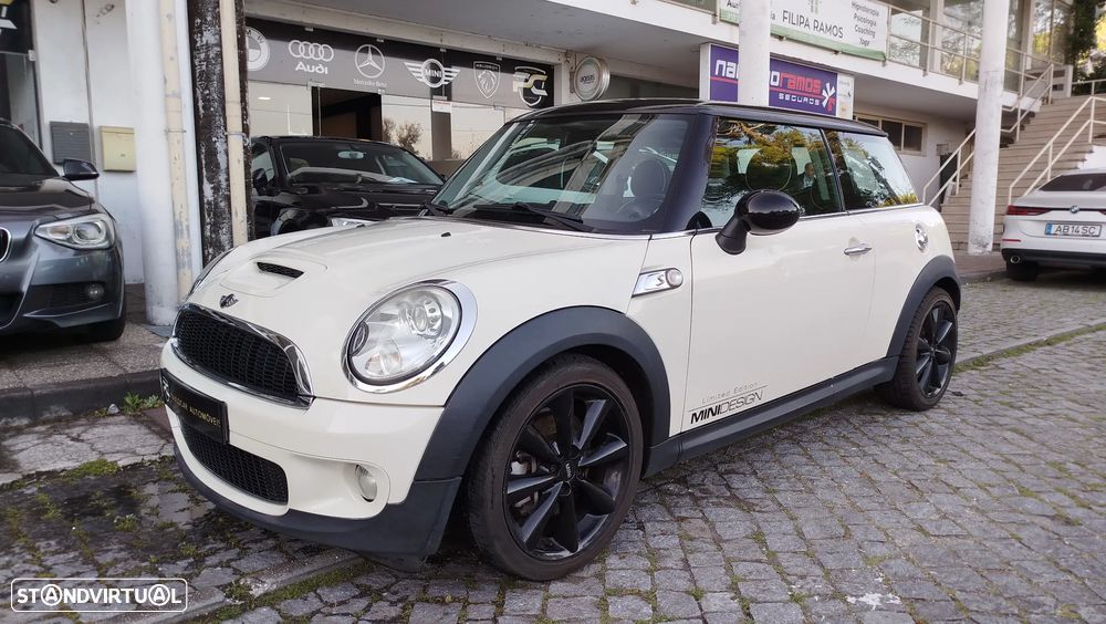 MINI 3 Portas Cooper S - 2