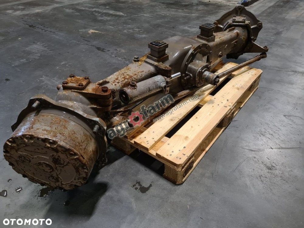 Przedni most Massey Ferguson 2620 - 4