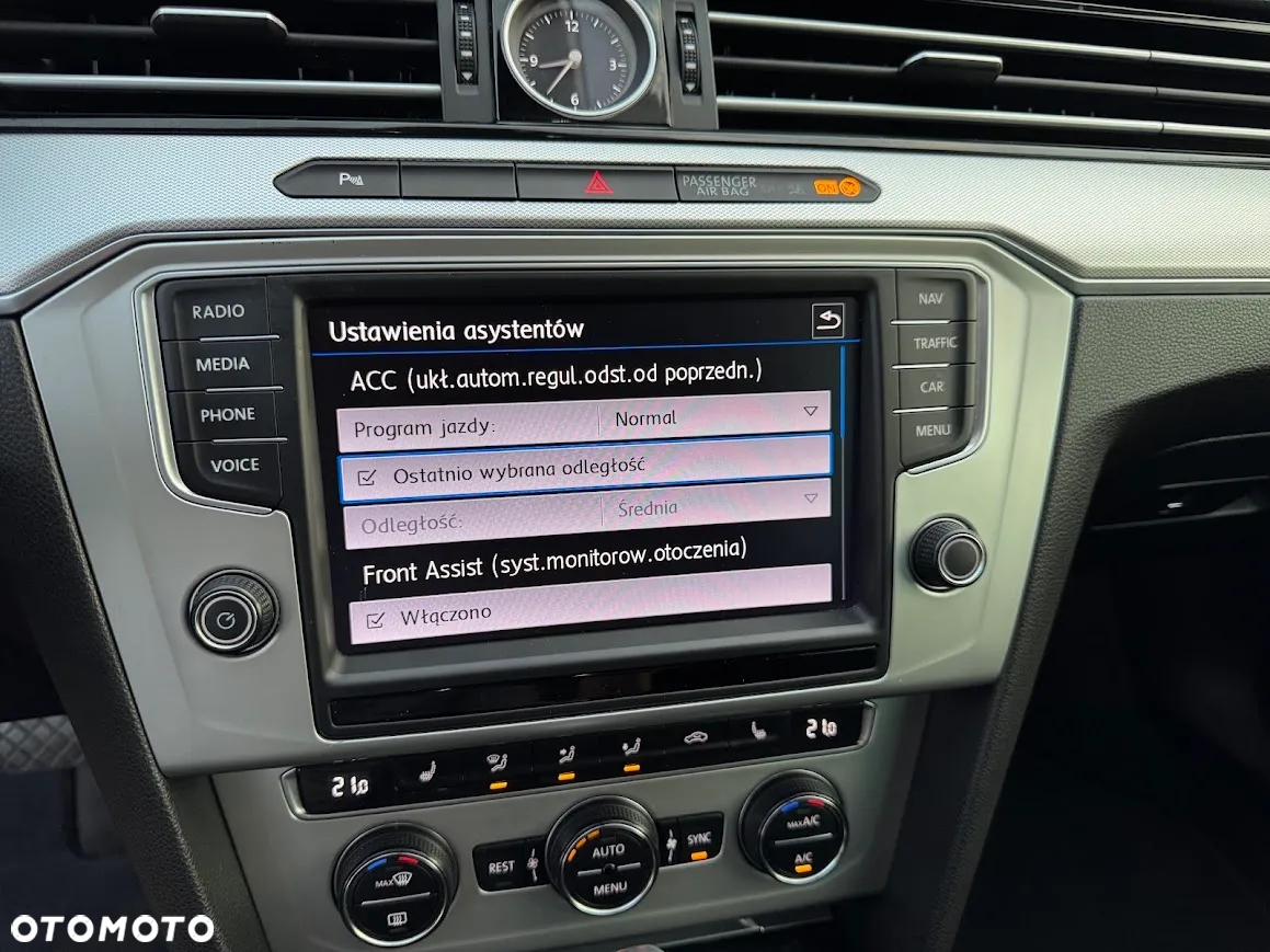 Volkswagen Passat 2.0 TDI BMT Comfortline DSG - 15