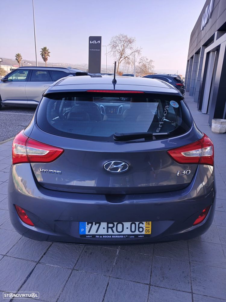 Hyundai i30 1.6 CRDI Blue Style - 5