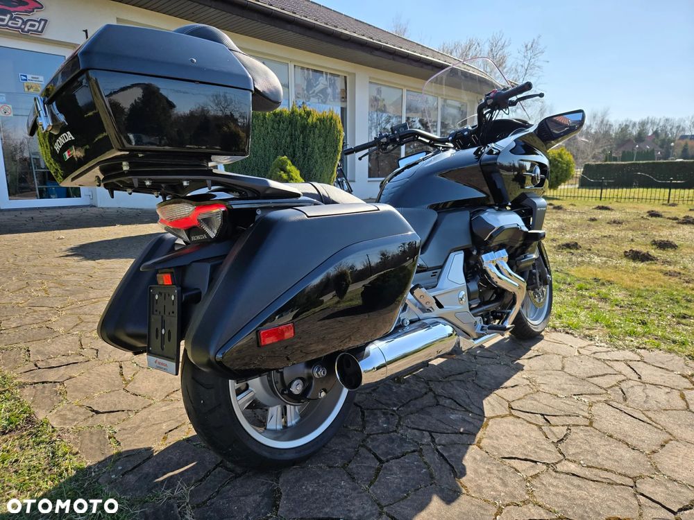 Honda CTX - 2
