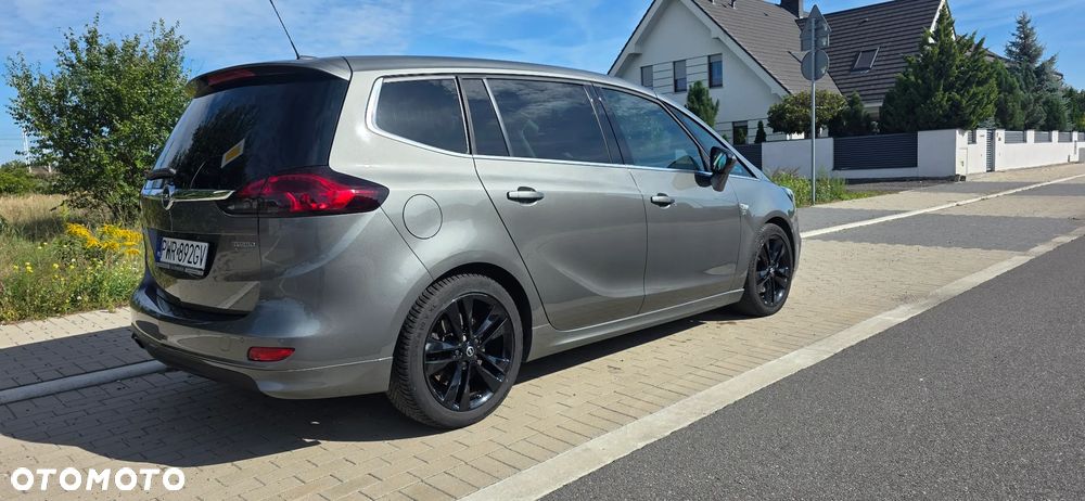 Opel Zafira Tourer 1.6 SIDI Turbo Active - 2
