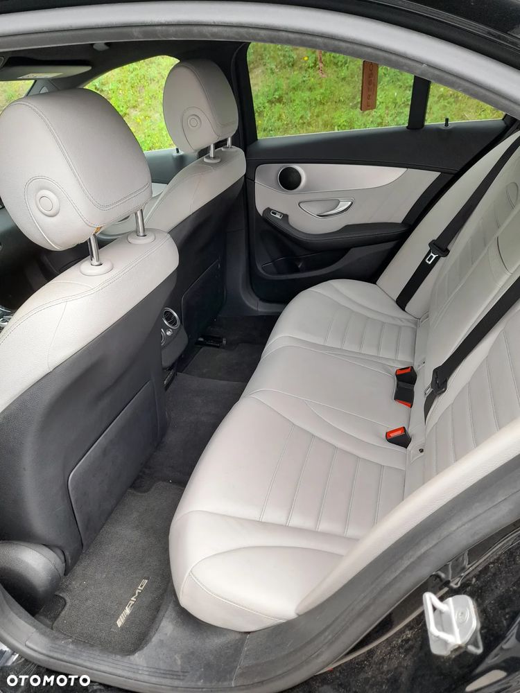 Mercedes-Benz Klasa C 200 9G-TRONIC - 4