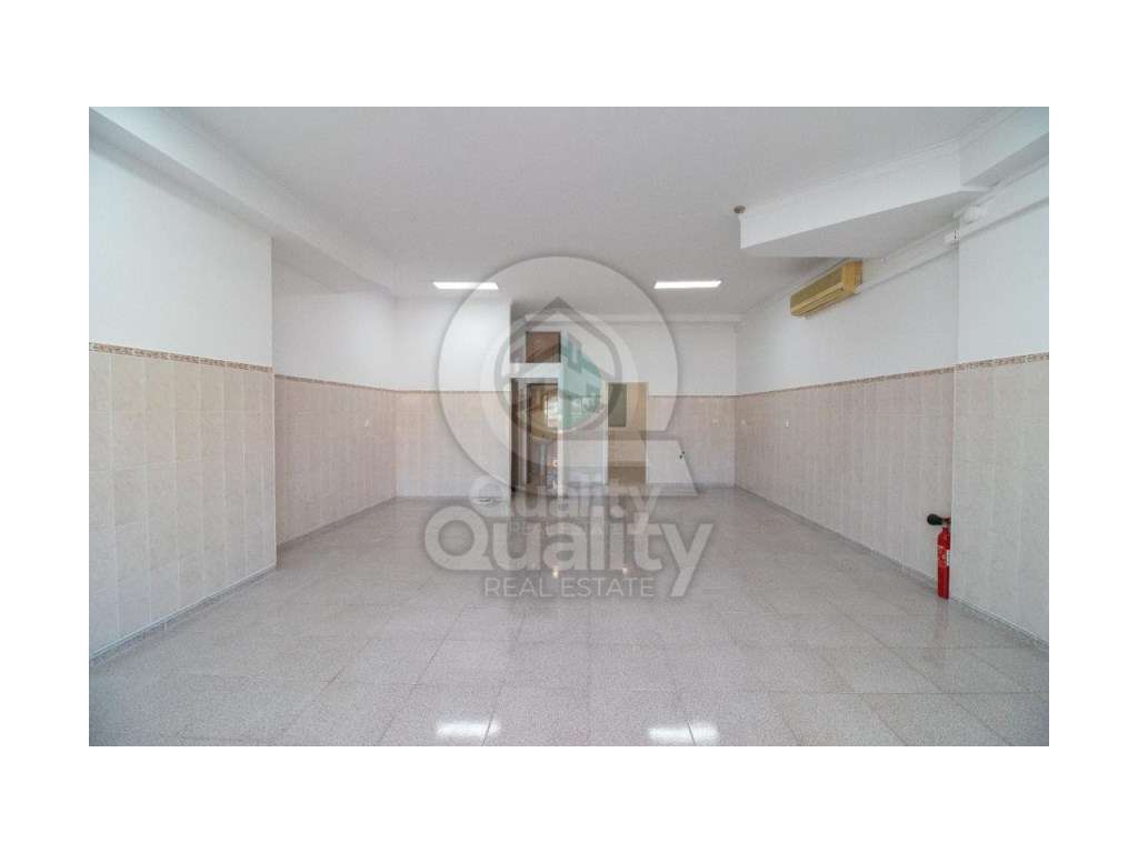 LOJA EXCELENTE LOCALIZAÇÃO - SEIXAL - Grande imagem: 5/23