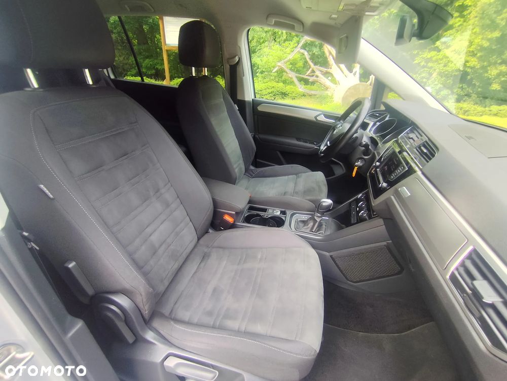Volkswagen Touran 2.0 TDI SCR (BlueMotion Technology) DSG Highline - 14