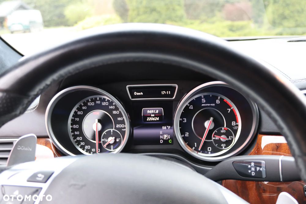 Mercedes-Benz GL 63 AMG - 30