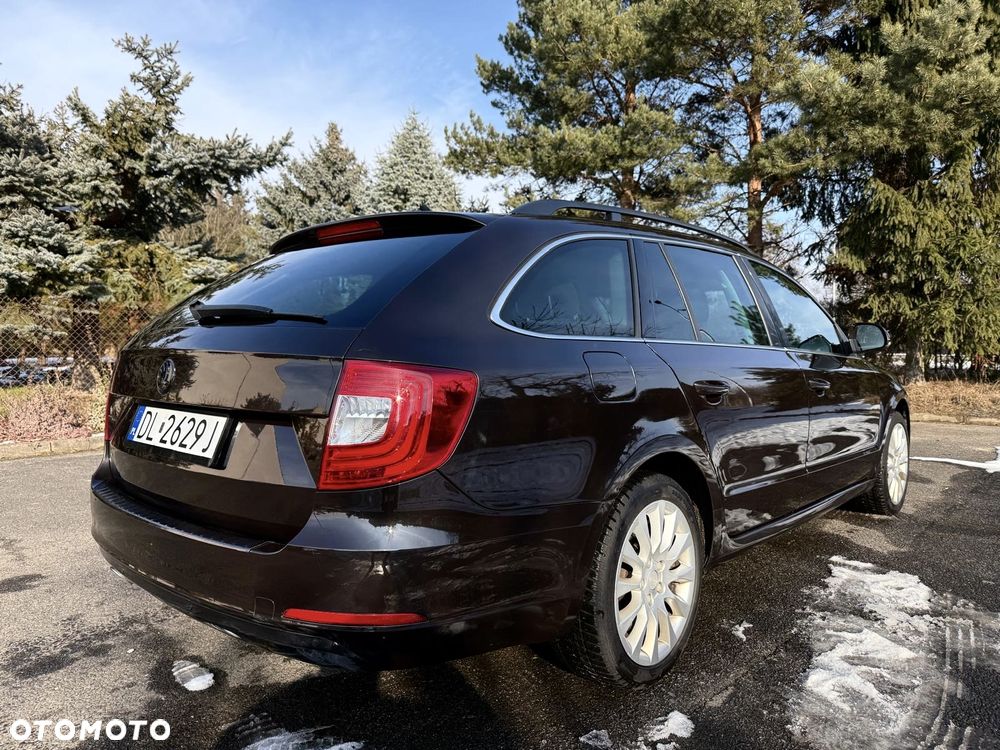 Skoda Superb 2.0 TDI Business DSG - 4