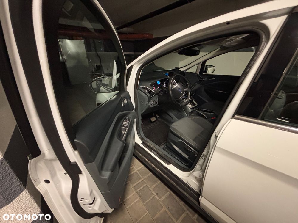 Ford C-MAX 2.0 TDCi Titanium MPS6 - 29