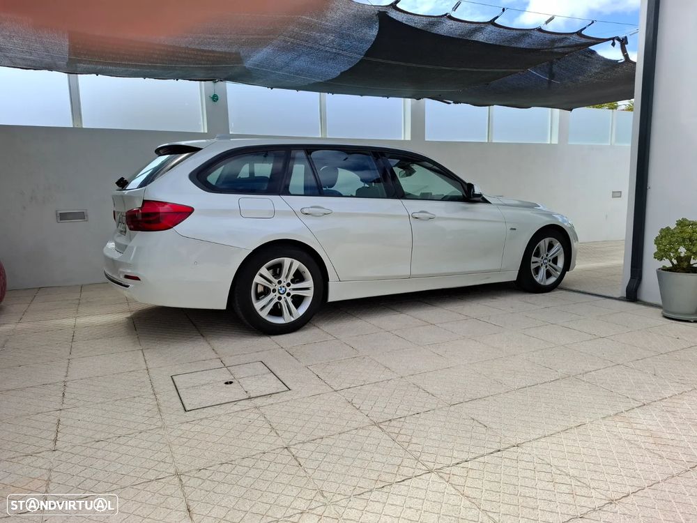 BMW 318 d Line Sport - 1
