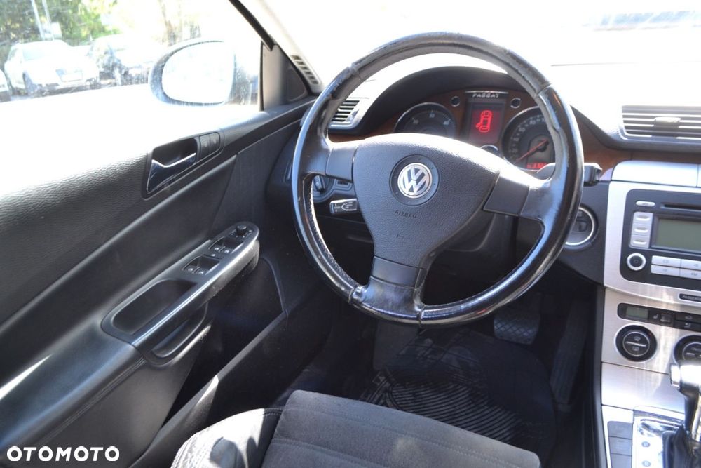 Volkswagen Passat - 9