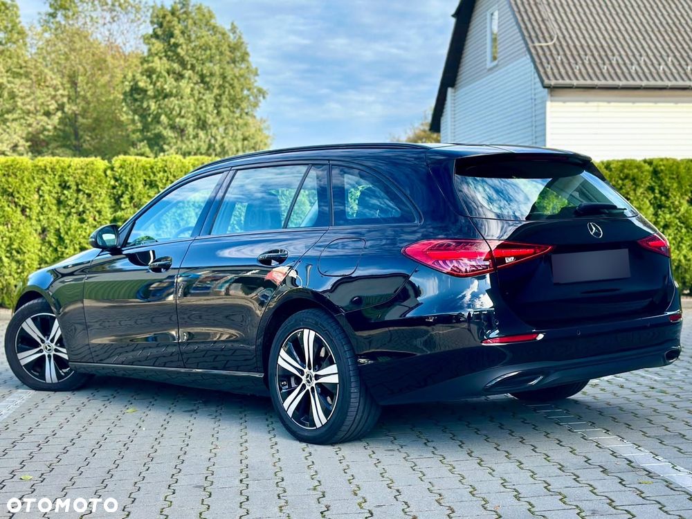 Mercedes-Benz Klasa C 300 de PHEV Avantgarde - 10