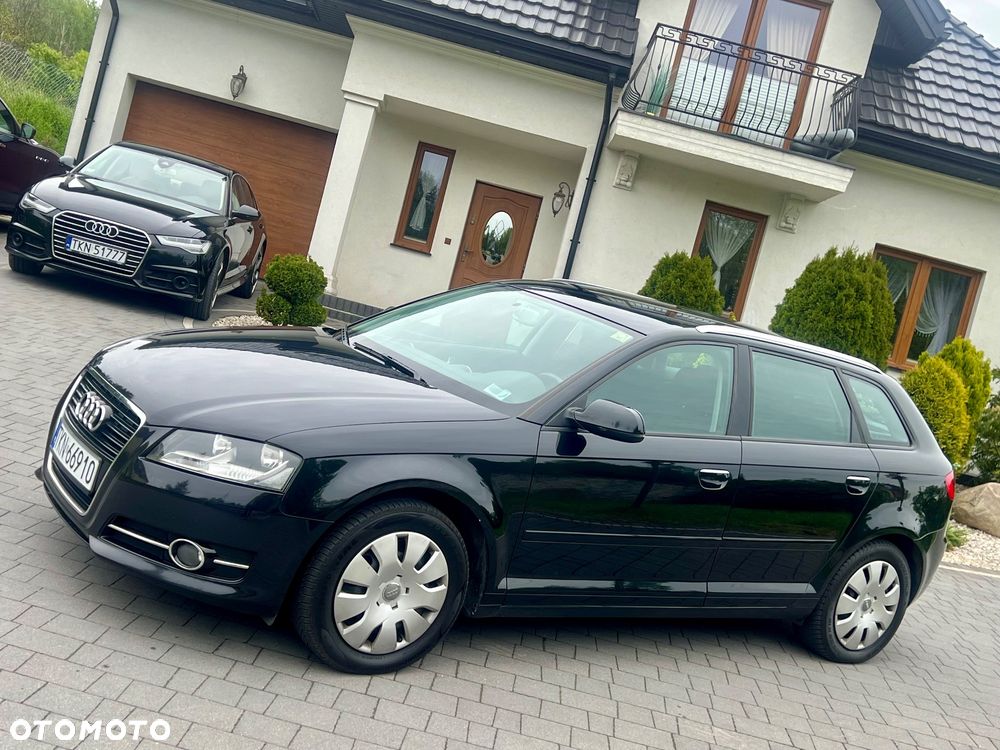 Audi A3 Sportback 1.6 TDI Attraction - 1